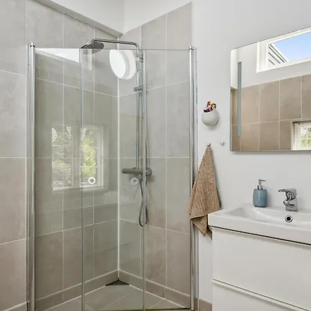 Feriehus Stylishly Renovated And Well-equipped Near Ebeltoft