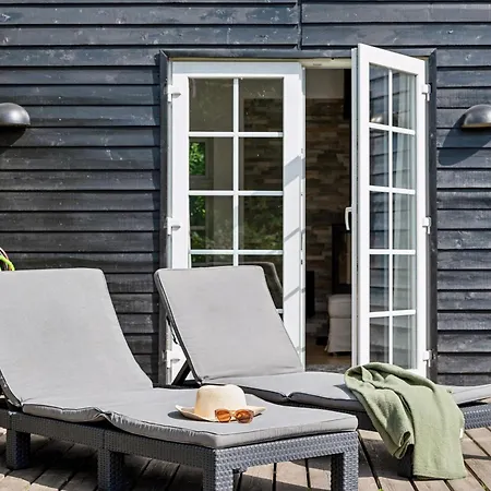 Feriehus Stylishly Renovated And Well-equipped Near *