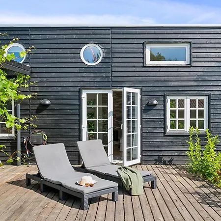 Stylishly Renovated And Well-equipped Near * Ebeltoft