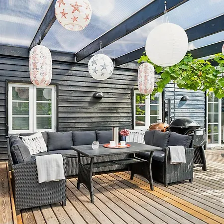 Stylishly Renovated And Well-equipped Near Feriehus Ebeltoft
